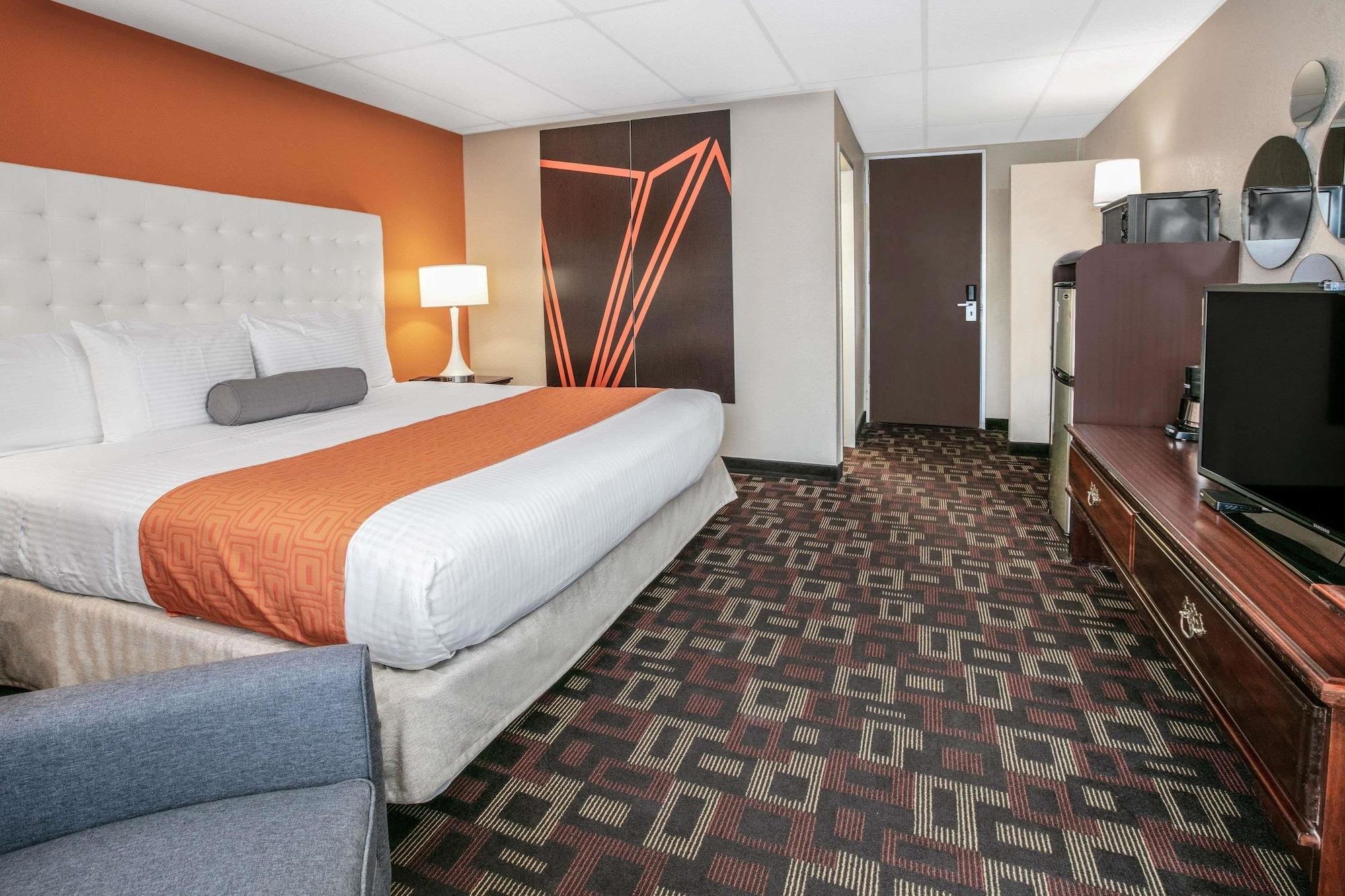 Howard Johnson By Wyndham Oklahoma City Okc Airport, Fairgrounds, I40 Екстериор снимка