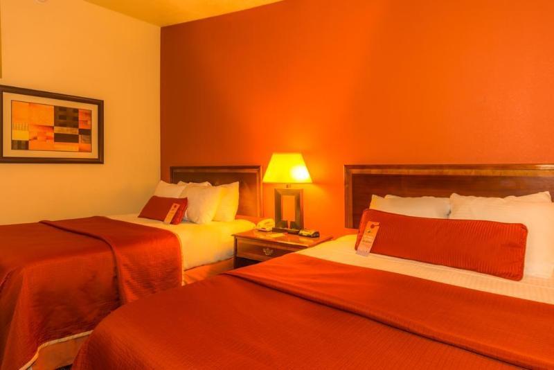 Howard Johnson By Wyndham Oklahoma City Okc Airport, Fairgrounds, I40 Екстериор снимка